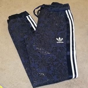 Adidas sweats vintage style